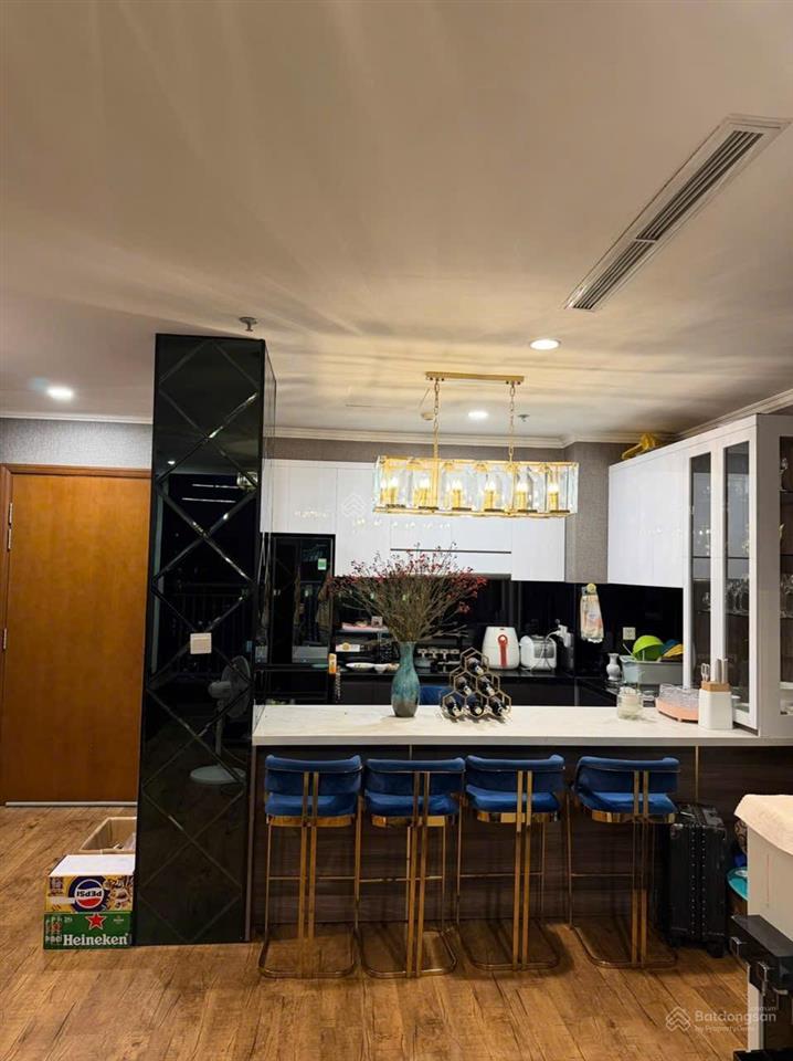 Cho thuê gấp căn hộ vinhomes central park, 60m2, 18 triệu vnd, 1pn, 1wc tại bình thạnh