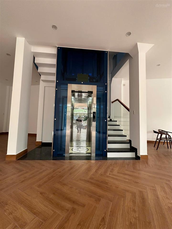 Bán căn góc 2 mặt tiền đường mã lò, có thể làm shophouse, ngang 12m, 6 tầng, 19 tỷ thương lượng