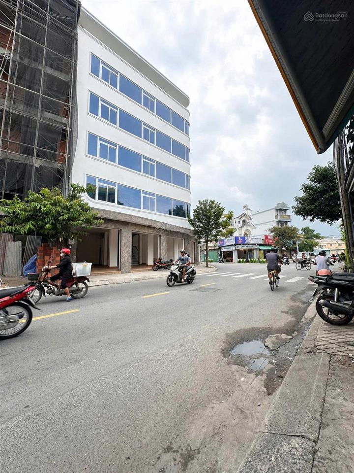 Bán căn góc 2 mặt tiền đường mã lò, có thể làm shophouse, ngang 12m, 6 tầng, 19 tỷ thương lượng