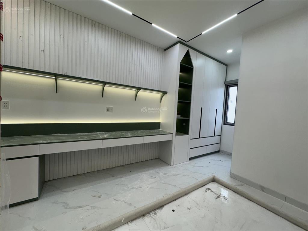 Bán nhà phố hẻm 12m, 413 lê văn quới thông 730 hl2. 5 tầng, thang máy 450kg, full nội thất. 11,9 tỷ