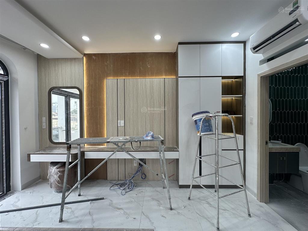 Bán nhà phố hẻm 12m, 413 lê văn quới thông 730 hl2. 5 tầng, thang máy 450kg, full nội thất. 11,9 tỷ