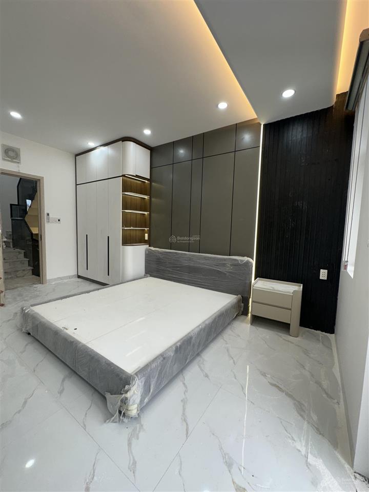 Bán nhà phố hẻm 12m, 413 lê văn quới thông 730 hl2. 5 tầng, thang máy 450kg, full nội thất. 11,9 tỷ