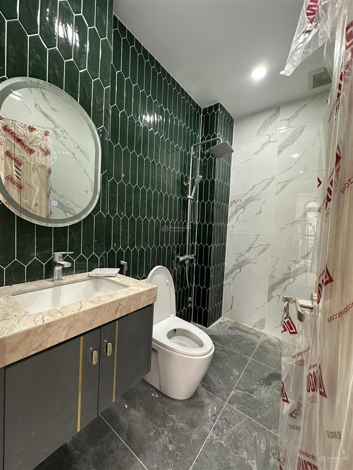 Bán nhà phố hẻm 12m, 413 lê văn quới thông 730 hl2. 5 tầng, thang máy 450kg, full nội thất. 11,9 tỷ