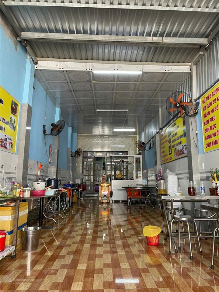 Bán nhà mặt tiền quốc lộ 50, vị trí kinh doanh đắc địa, nhà mới