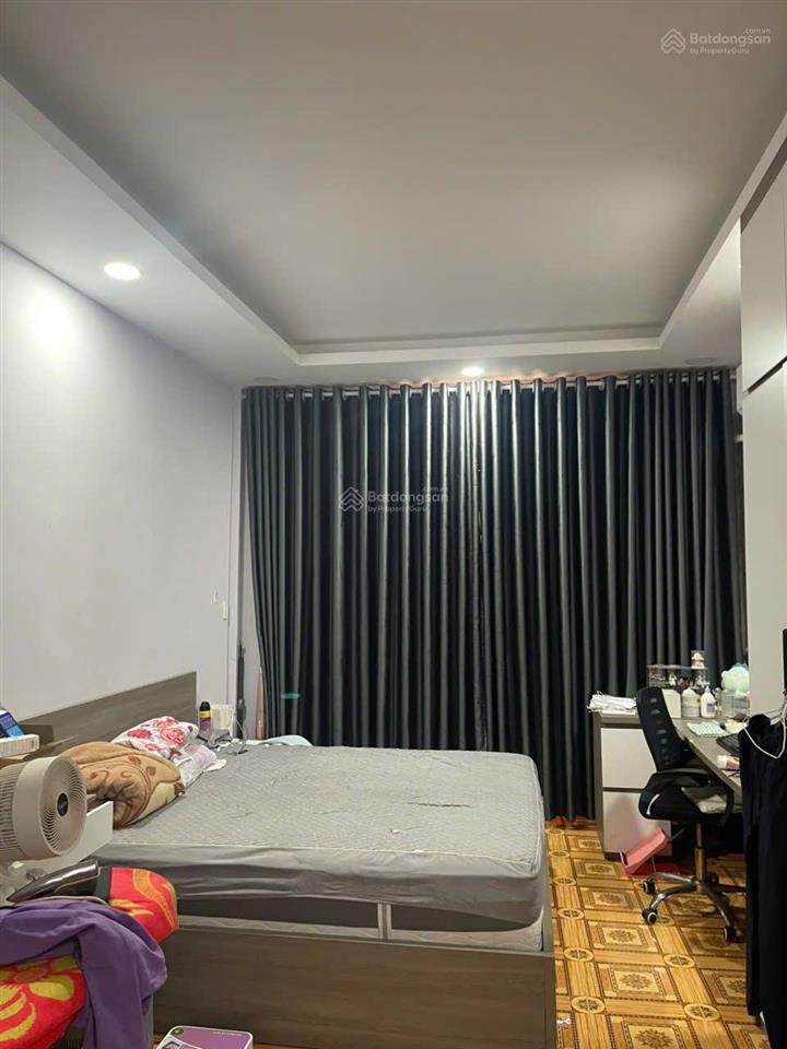 Cần bán gấp nhà hẻm ô tô đường lạc long quân, quận 11. dt 39m2