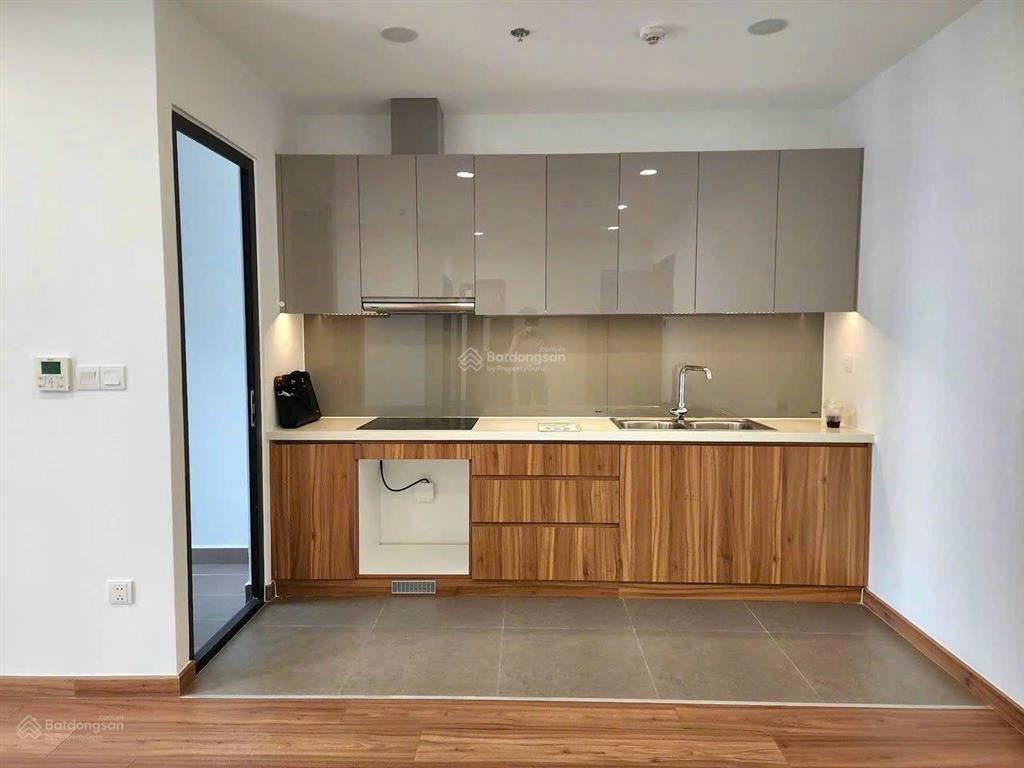 Bán nhanh căn hộ 2pn 70m2 lauout cực đẹp tại eco green sai gon quận 7,sổ hồng sẵn, công chứng ngay