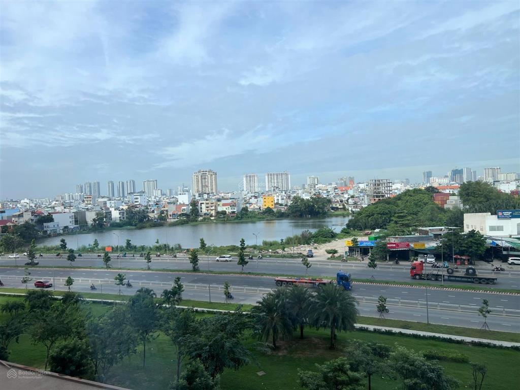 Bán căn hộ eco green sài gòn, 7,2 tỷ vnd, 80m2, 3pn, 2wc, hướng tây bắc