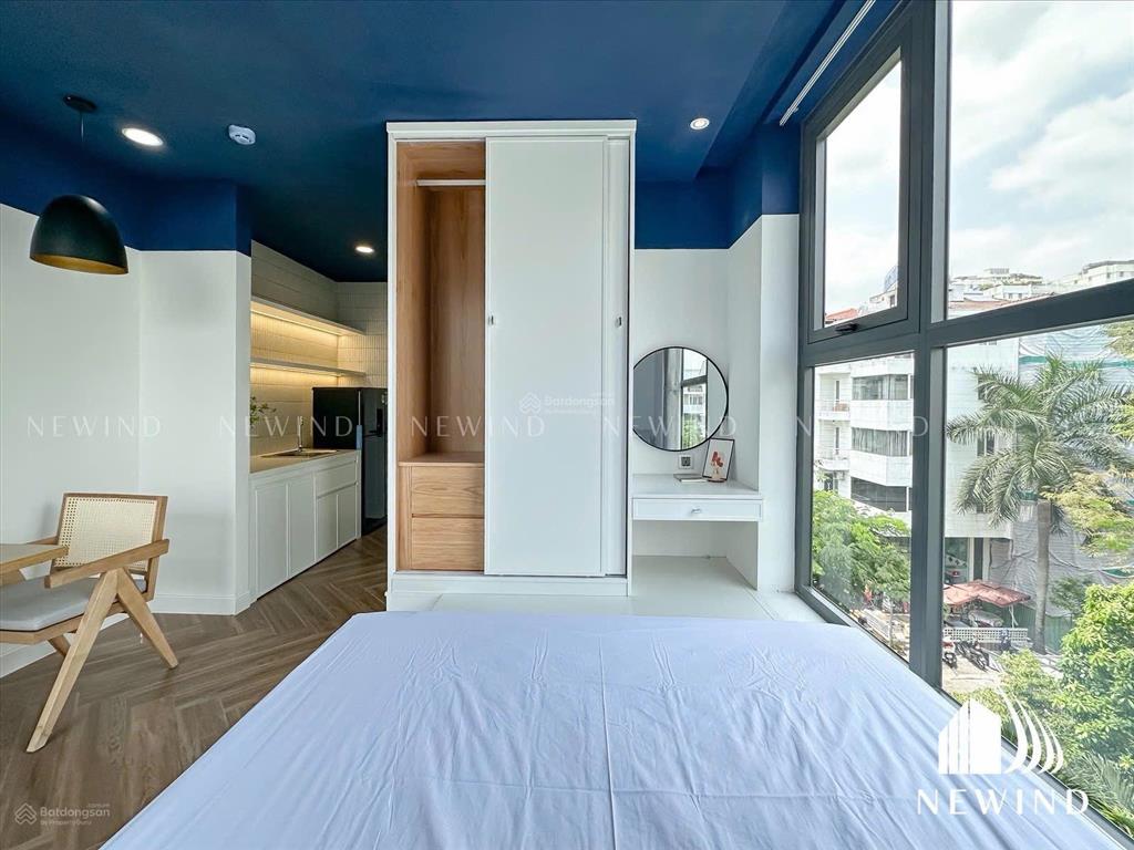 Cho thuê căn hộ ban công/cửa sổ thoáng mát/an ninh ngay pmh sát trường rmit, tdtu, lotte, himlam
