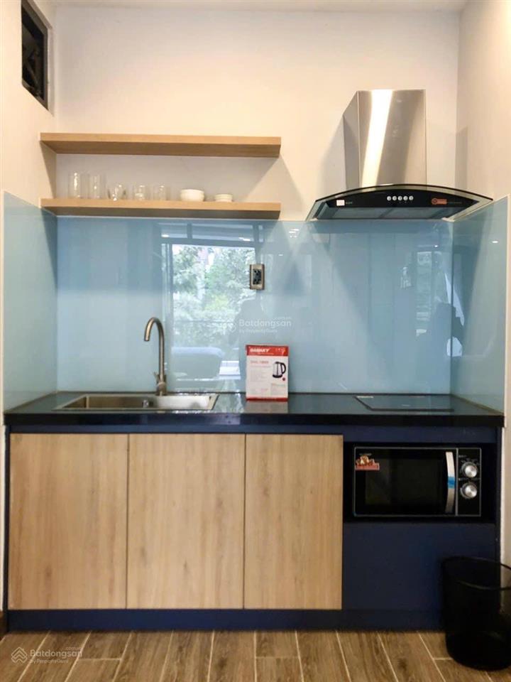 Cho thuê căn studio/1pn banconcửa sổ  full nội thất, an ninh , thiết kế hiện đại sát quận 1