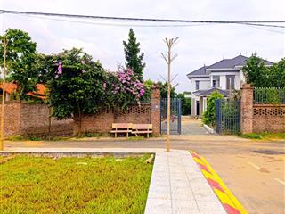 Chỉ 10 triệu/m  lô đất siêu lời trung tâm lương sơnhoà bình, lô góc, view hồ, đường 3 ô tô tránh