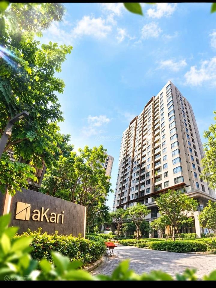 Akari nhà trống giá tốt có 3 máy lạnh