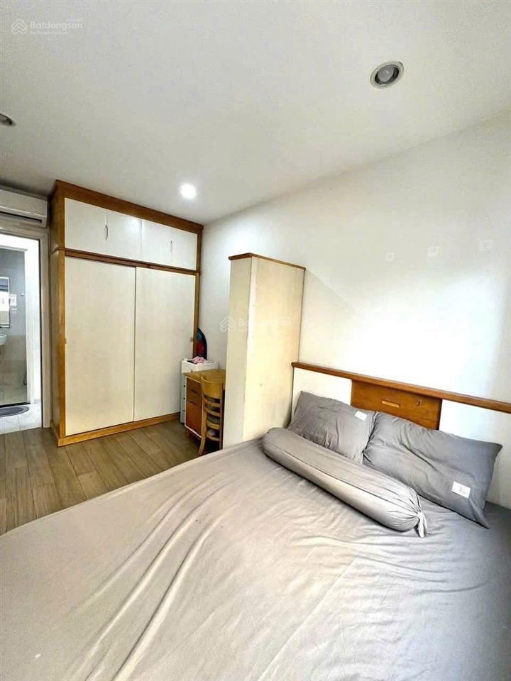 Cần bán gấp căn hộ citygate căn góc đẹp full nội thất giá 2yty8..