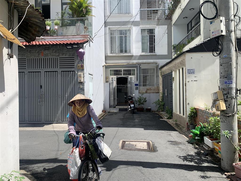Bán nhà hẻm xe hơi, khu nhà ở nội bộ riêng biệt