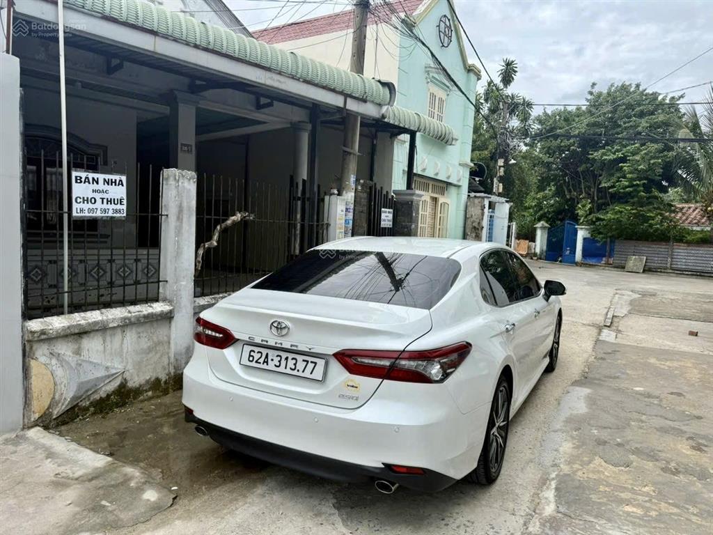 Bán nhà trệt  diện tích lớn  phù hợp làm nhà sân vườn
