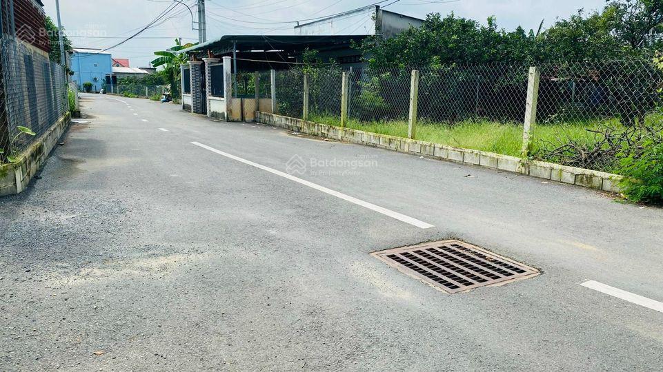 Chủ đi định cư cần bán 2 lô liền kề gần kdl bửu long biên hòa