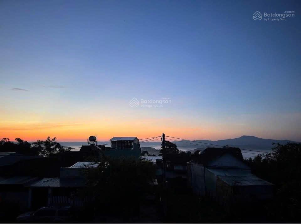 Chỉ 6.x tỉ, anh chị sở hữu siêu phẩm giá rẻ măng đen gần đăk lắk, 8 phòng dòng tiền sẵn đầu tư