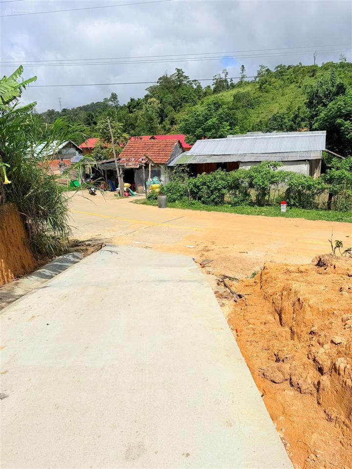 Bán lô đất đẹp tại măng đen, vị trí tiềm năng, thích hợp đầu tư hoặc phát triển nghỉ dưỡng