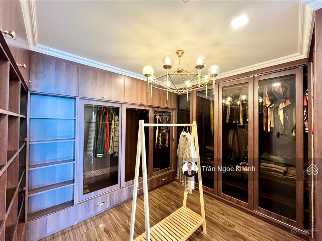 Bán gấp cc vista verde duplex sân vườn trong nhà. 28 tỷ, 365m2, 5pn, 5wc, phan văn đáng, q2, hcm