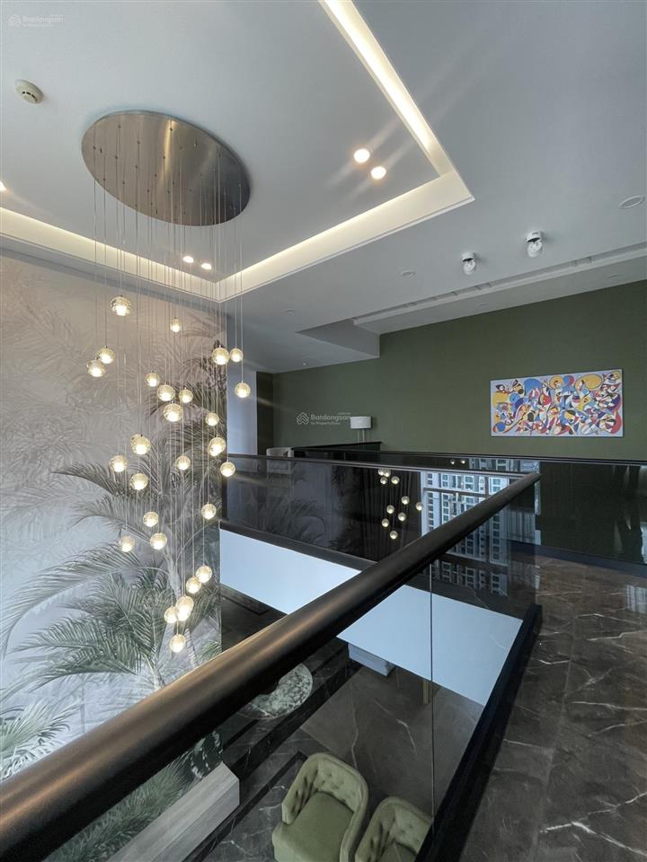 Cho thuê penthouse  lotus  5pn, 4wc, 424m2 tại vista verde, thạnh mỹ lợi, q2, giá tốt