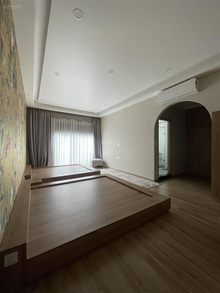 Cho thuê penthouse  lotus  5pn, 4wc, 424m2 tại vista verde, thạnh mỹ lợi, q2, giá tốt