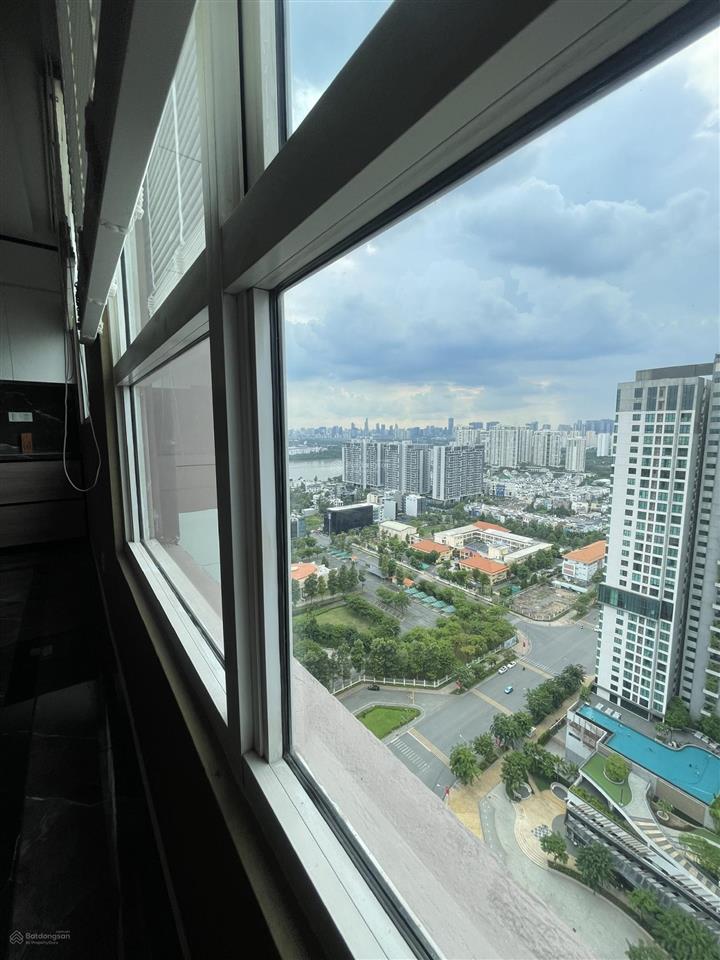 Cho thuê penthouse  lotus  5pn, 4wc, 424m2 tại vista verde, thạnh mỹ lợi, q2, giá tốt