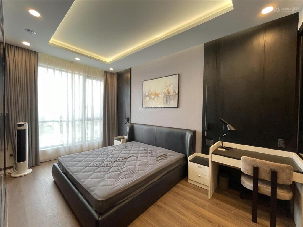 Cho thuê penthouse one verandah, bát nàn, 105 triệu, 215m2, 3pn, 3wc, giá ưu đãi