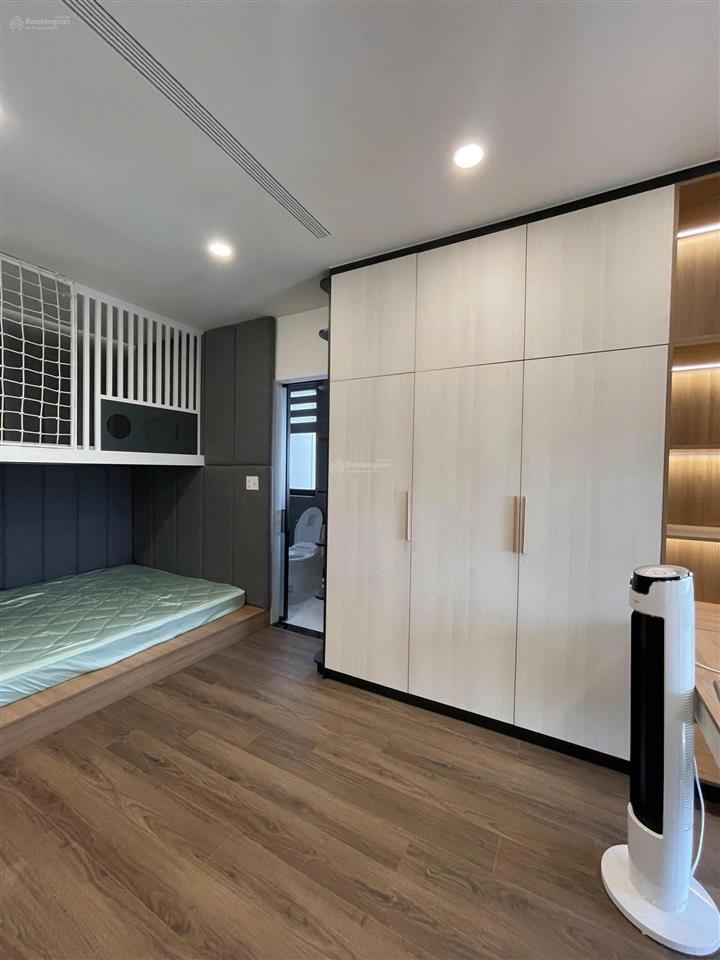 Cho thuê penthouse one verandah, bát nàn, 105 triệu, 215m2, 3pn, 3wc, giá ưu đãi