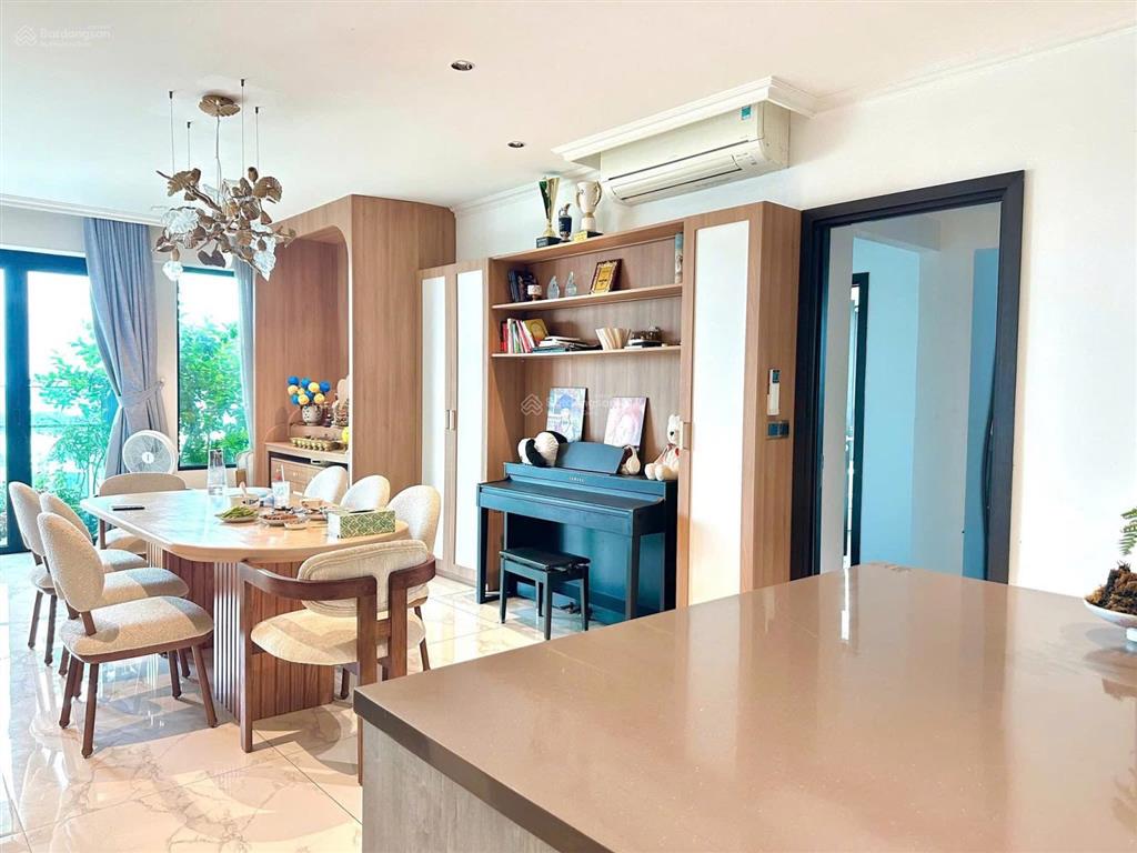 Cho thuê cc đẹp tại feliz en vista, 110 triệu, 239m2, 4pn, 4wc, full giỏ hàng duplex  skymansion