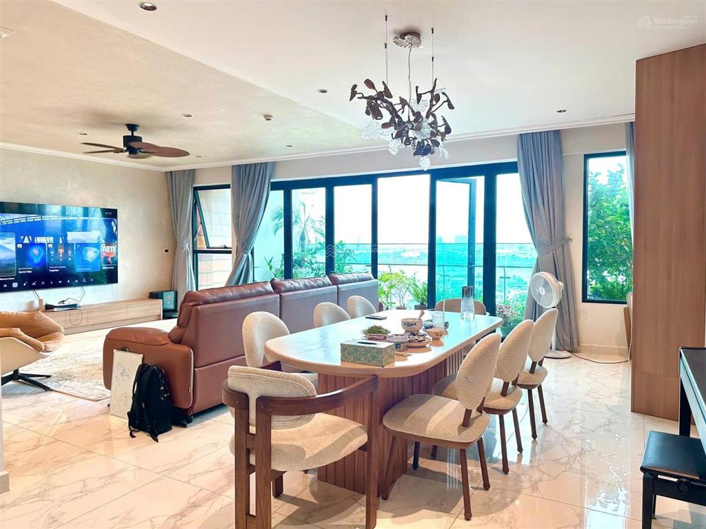 Cho thuê cc đẹp tại feliz en vista, 110 triệu, 239m2, 4pn, 4wc, full giỏ hàng duplex  skymansion