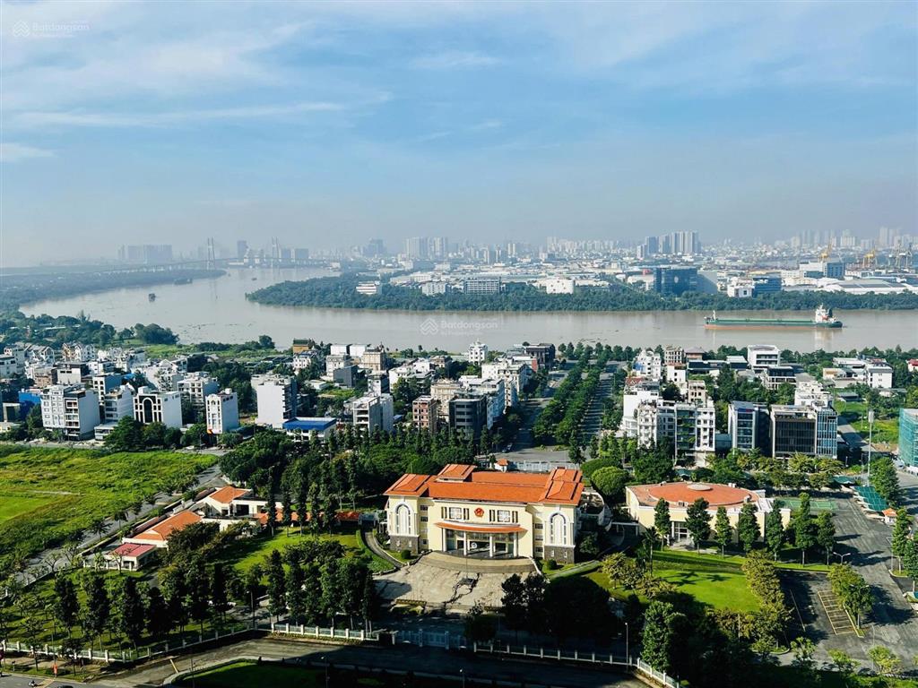 Cho thuê ch 4pn 4vs tại căn hộ define, 139 triệu, 325 m2