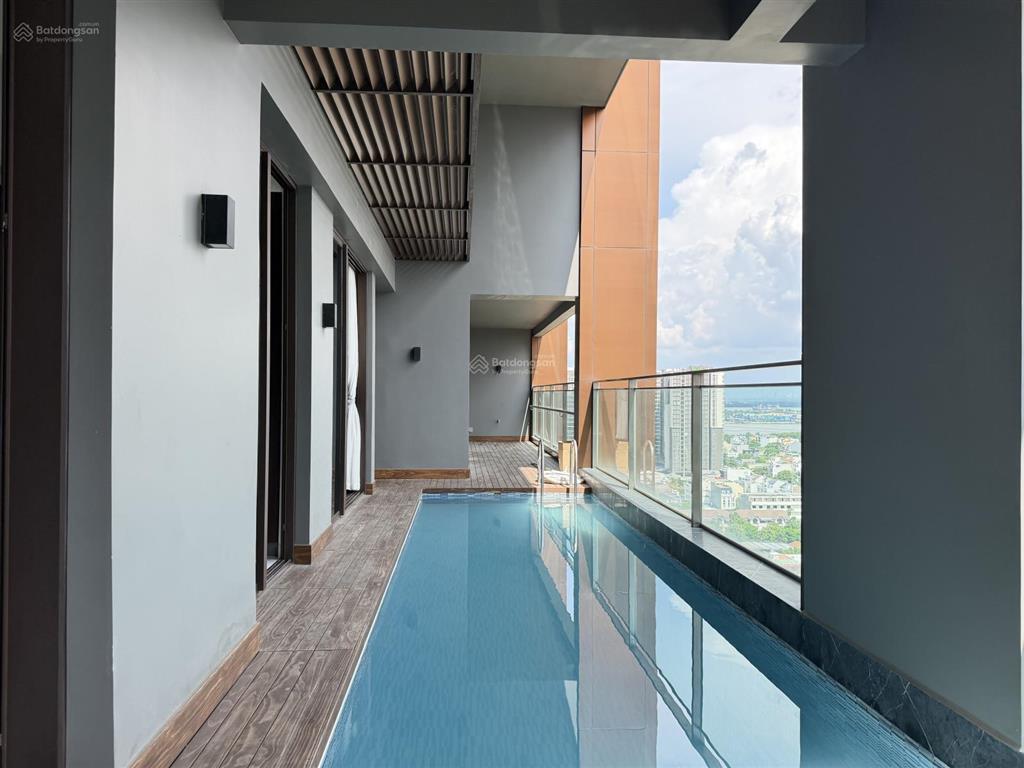 Cho thuê ch 4pn 4vs tại căn hộ define, 139 triệu, 325 m2