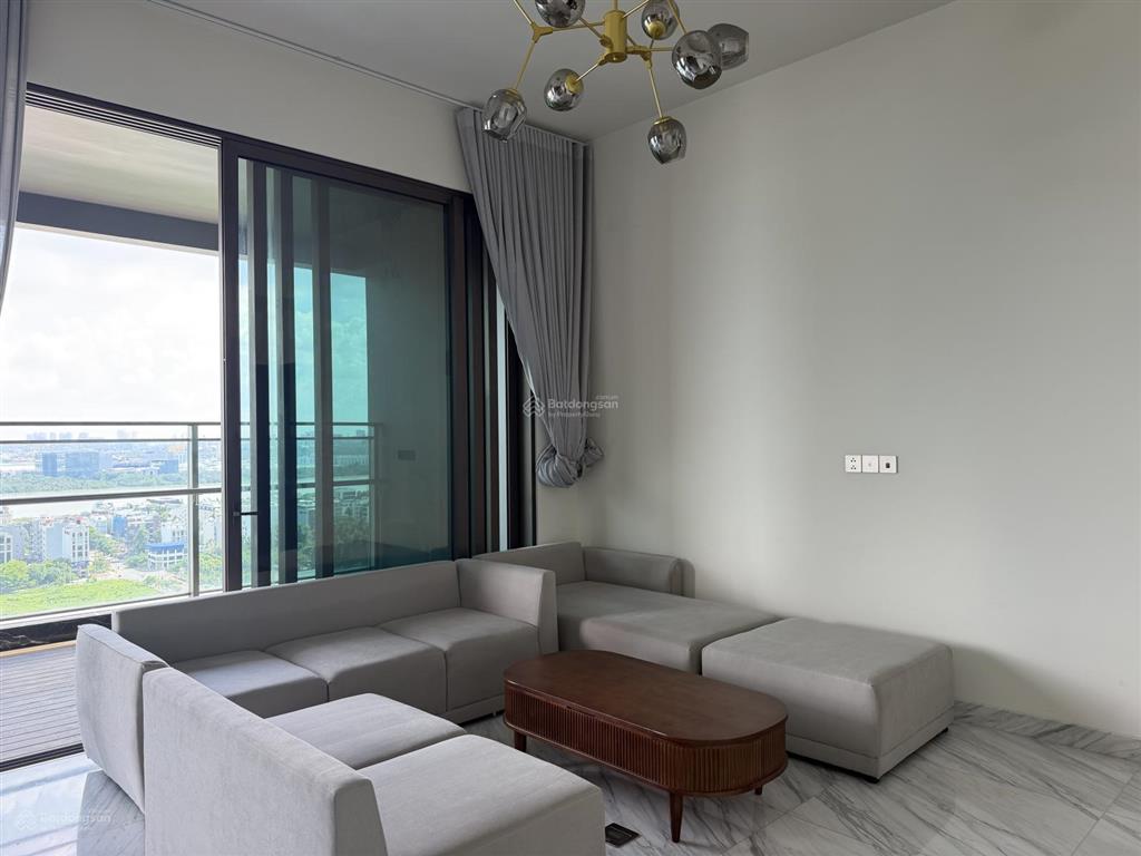 Cho thuê ch 4pn 4vs tại căn hộ define, 139 triệu, 325 m2
