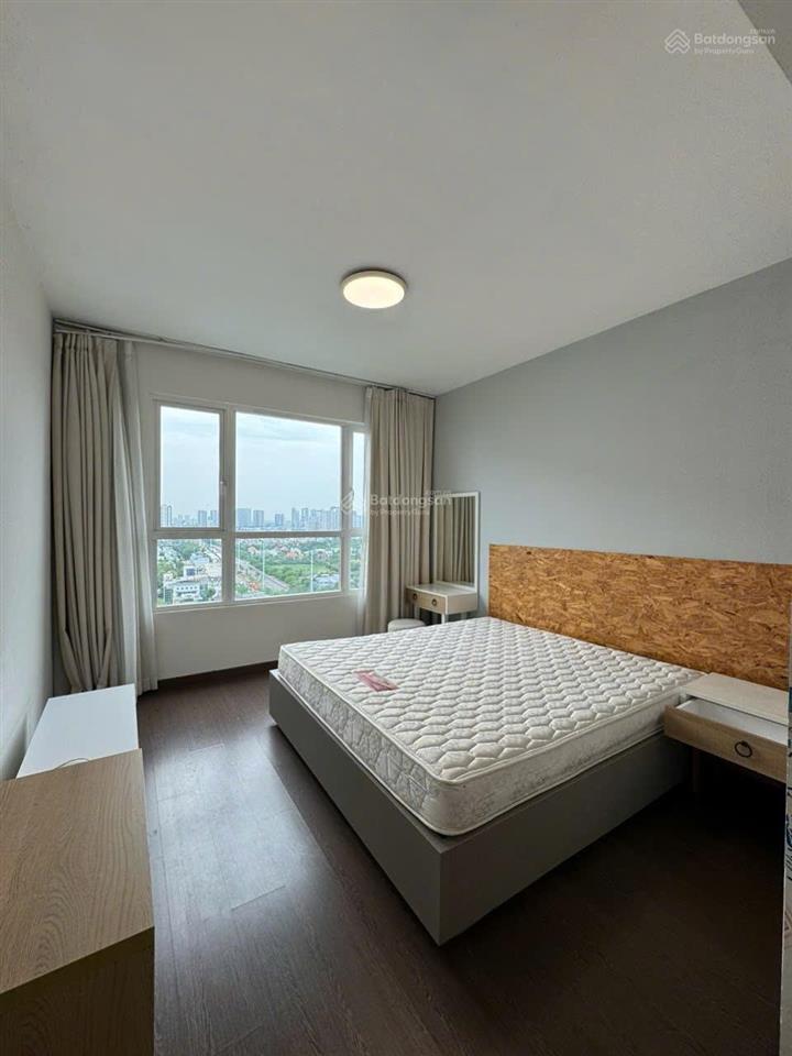 Bán cc vista verde, 8,6 tỷ btp  98m2, 2pn, ban công rộng lầu trung thoáng mát