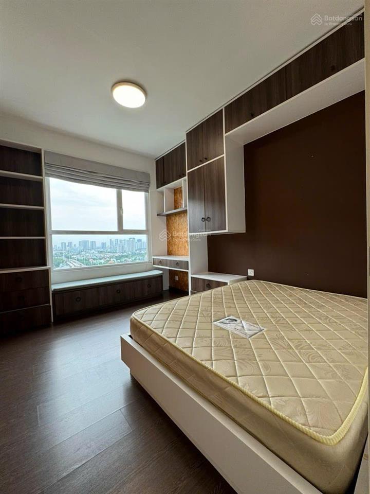 Bán cc vista verde, 8,6 tỷ btp  98m2, 2pn, ban công rộng lầu trung thoáng mát