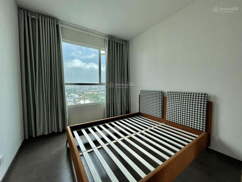 Bán gấp cc vista verde, 7,8 tỷ, 98m2, 2pn, 2wc, chính chủ