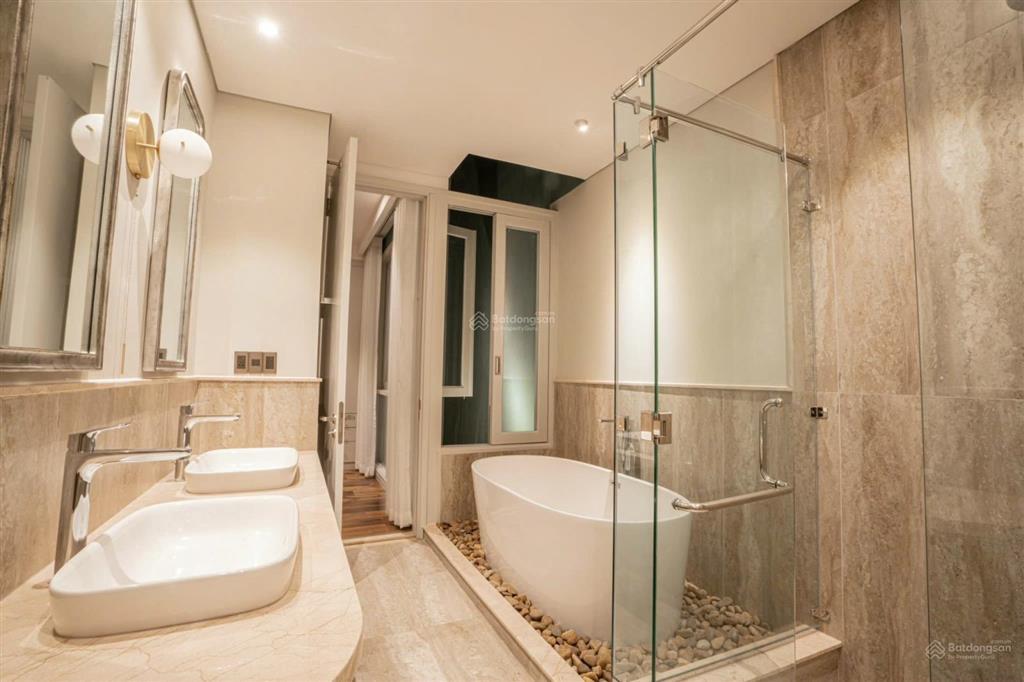 Cho thuê penthouse tại vista verde, 137 triệu, 439 m2, 5pn + 5wc, đầy đủ tiện ích, uy tín