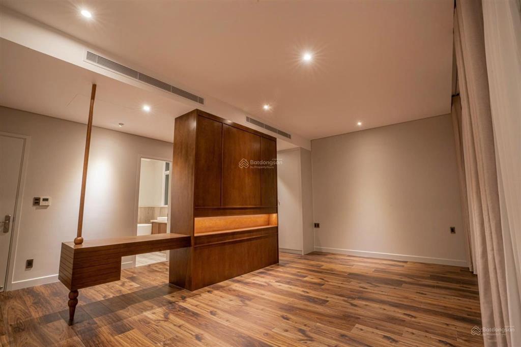 Cho thuê penthouse tại vista verde, 137 triệu, 439 m2, 5pn + 5wc, đầy đủ tiện ích, uy tín