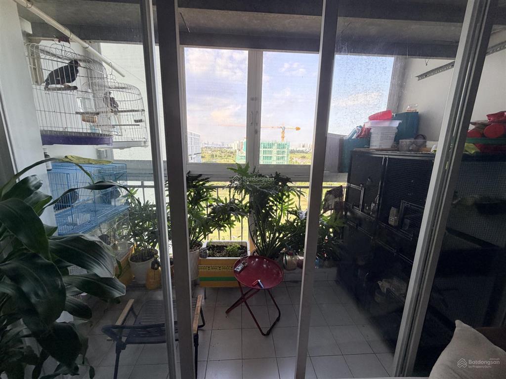 Bán căn hộ chung cư the mansion, 3,35 tỷ, 95m2, 3pn + 2wc, full nội thất sách vali vào ở.