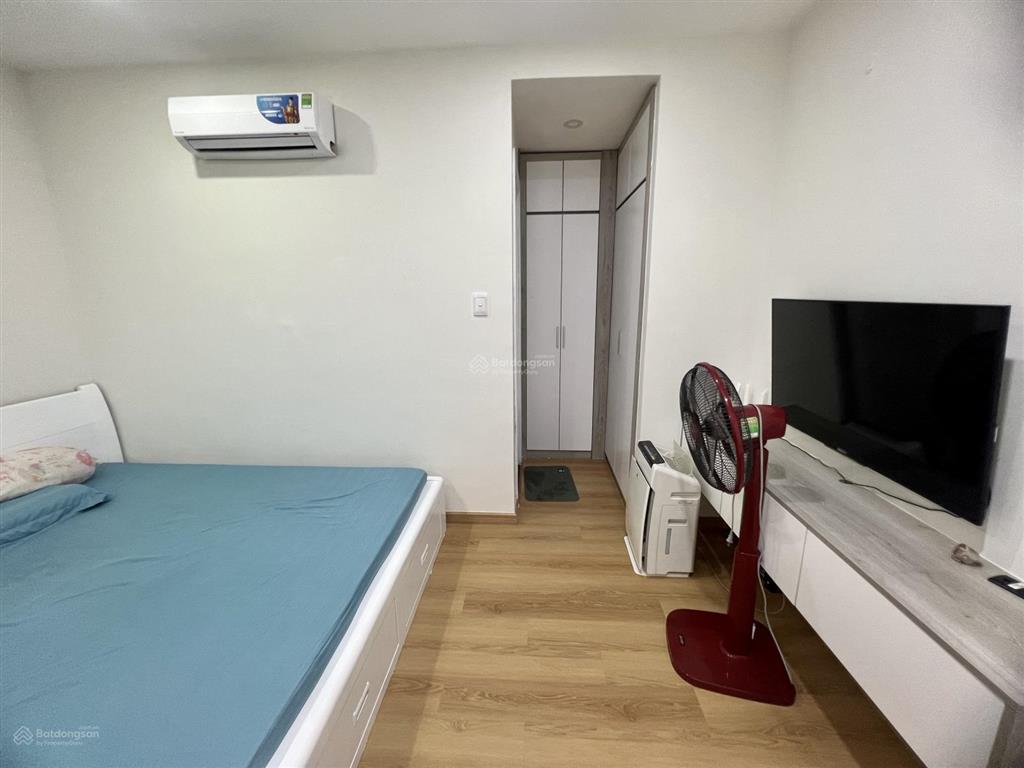 Bán căn hộ chung cư the mansion, 3,35 tỷ, 95m2, 3pn + 2wc, full nội thất sách vali vào ở.