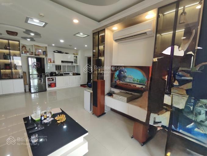 Bán căn hộ chung cư the mansion, 3,35 tỷ, 95m2, 3pn + 2wc, full nội thất sách vali vào ở.