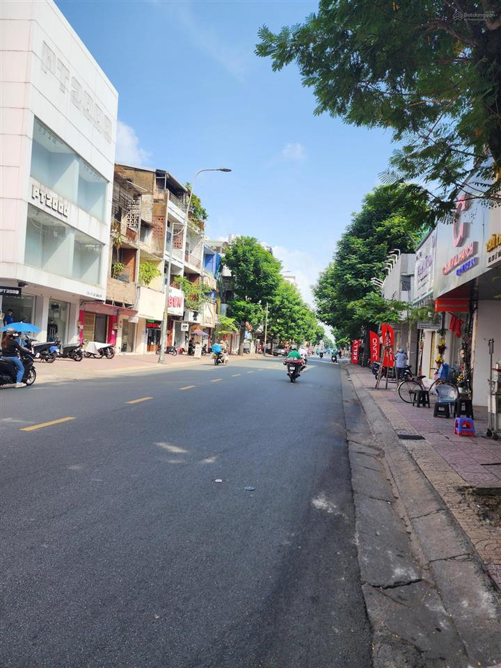 60 tỷ/175m2 nhà mặt tiền đường lê văn sỹ, ngang 5,2m
