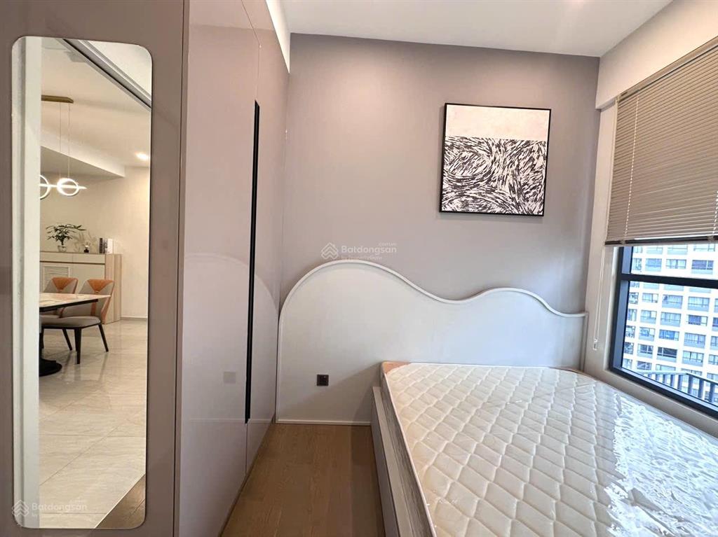 Bán căn 2pn nội thất đẹp tại q2 thảo điền (người nước ngoài mua được)