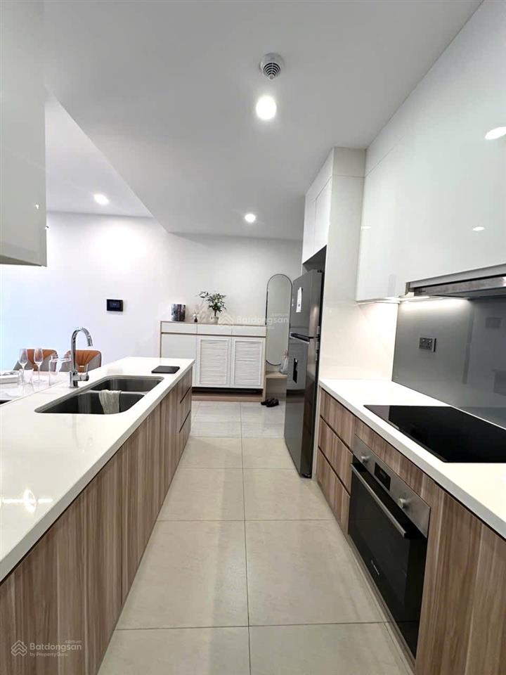 Bán căn 2pn nội thất đẹp tại q2 thảo điền (người nước ngoài mua được)