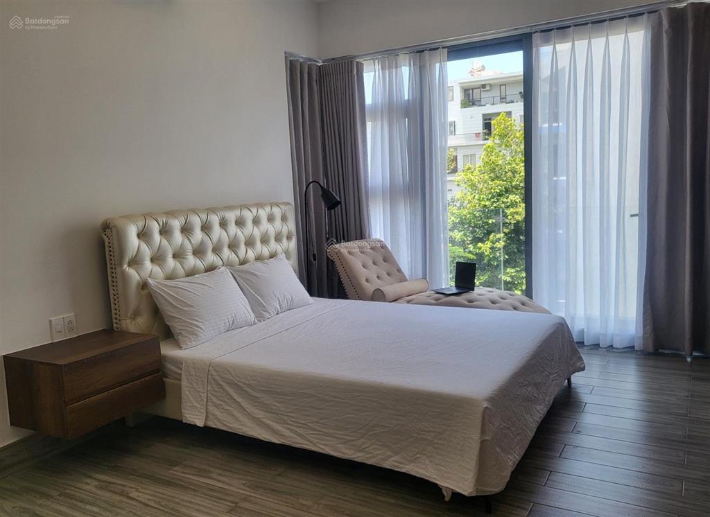 Siêu hot  balcony lớn  máy giặt riêng gần đảo kim cương