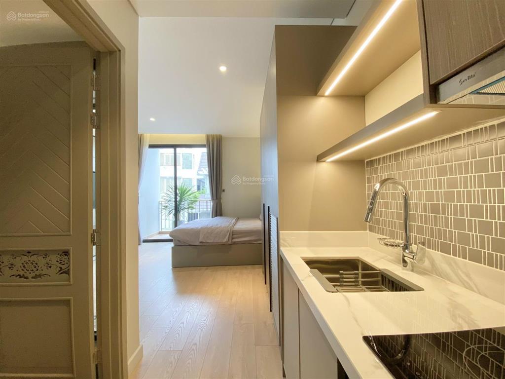 Căn hộ tại thảo điền, nội thất cao cấp  ban công lớn 35m2