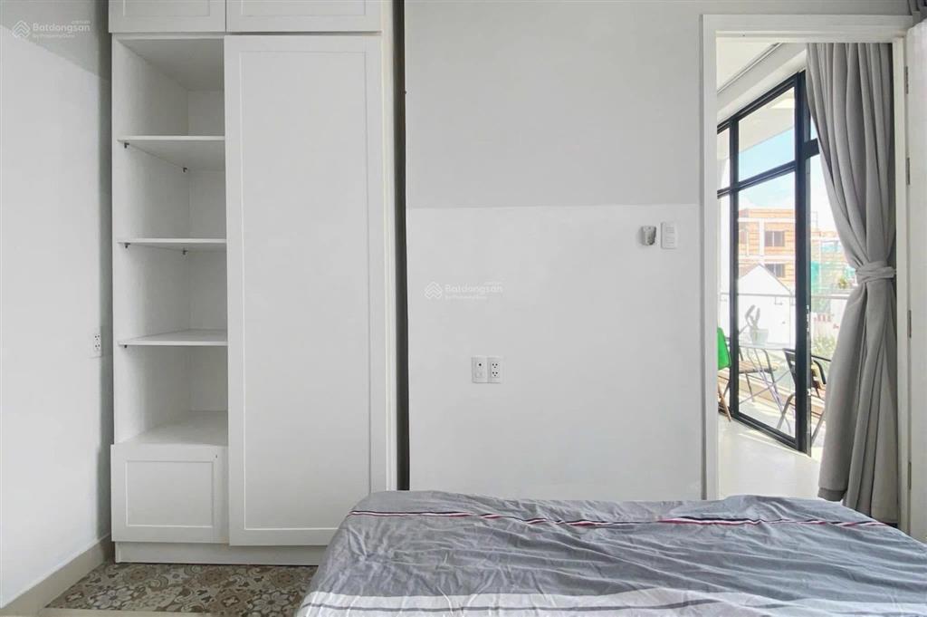 Một phòng ngủ cao cấp thảo điền  balcony lớn  nhiều ánh sáng tự nhiên