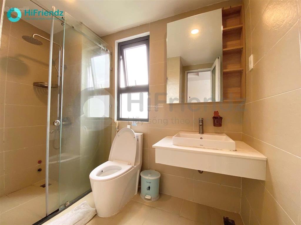 Căn hộ ban công  nhiều ánh sáng  full nội thất