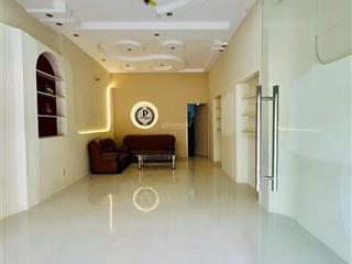 Nhà cho thuê trệt 2 lầu  có nội thất  kdc hưng phú giá 9 triệu