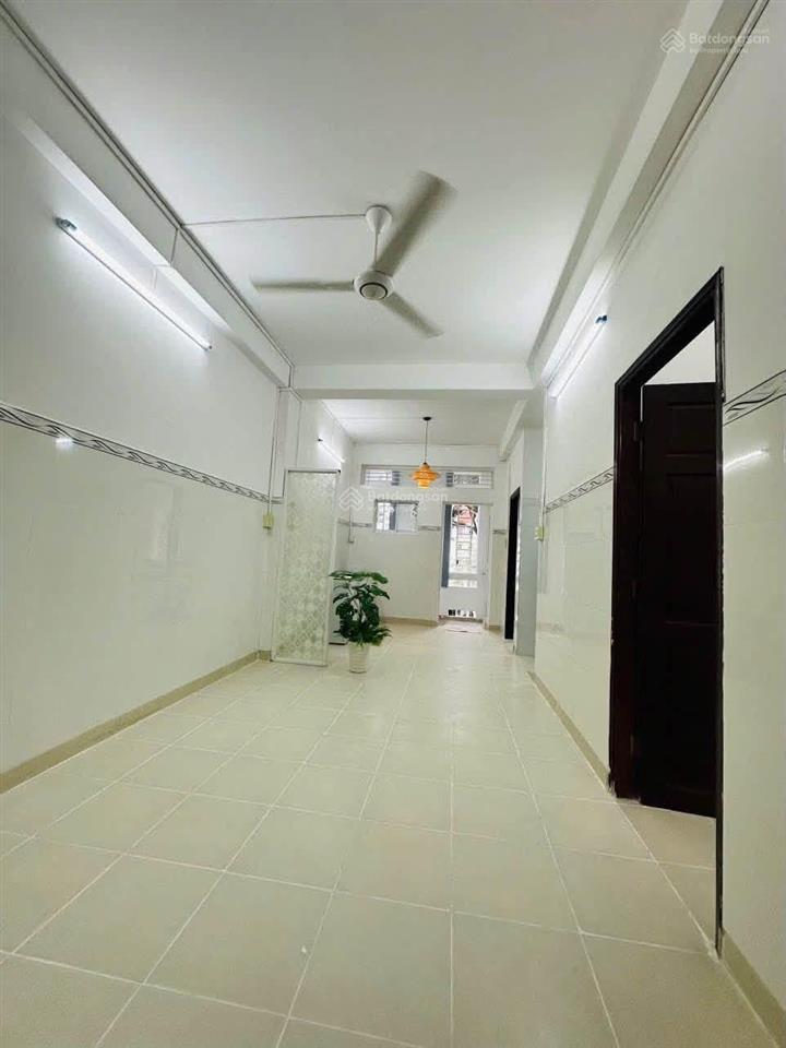 Bán căn hộ chung cư hưng phú lô a  50m2  tầng 2