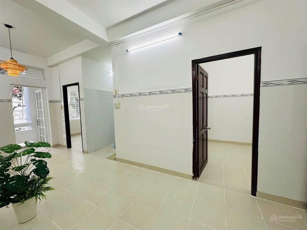 Bán căn hộ chung cư hưng phú lô a  50m2  tầng 2